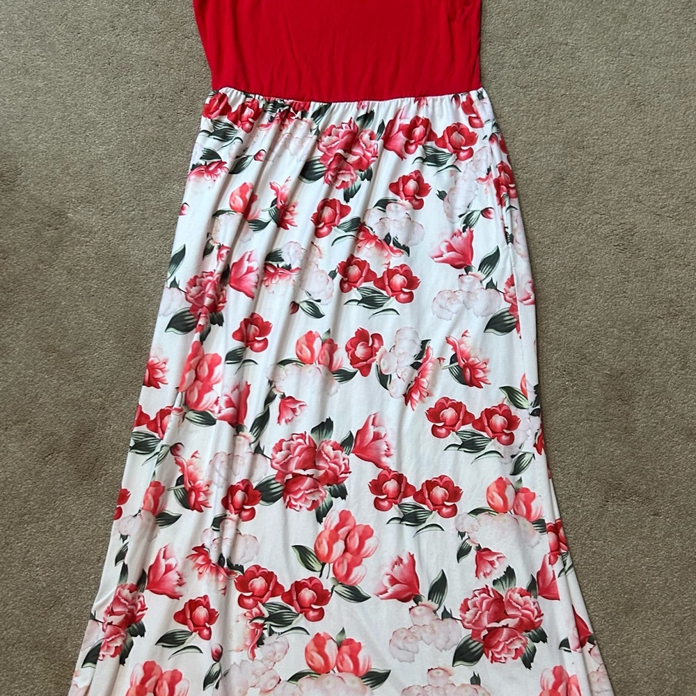 Maggeer Red and Floral Maxi Dress